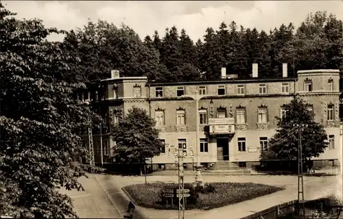 Ak Schöneck im Vogtland, HO-Hotel Schönecker Hof, Außenansicht