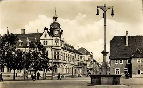 Ak Groitzsch in Sachsen, Platz des Friedens mit Rathaus