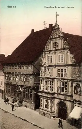 Ak Hameln in Niedersachsen, Blick auf Hamelner Bank und Museum