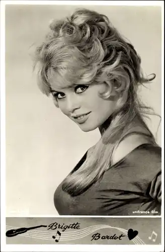 Ak Schauspielerin Brigitte Bardot, Portrait