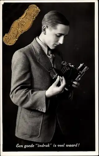 Ak Mann mit Fotoapparat, Portrait