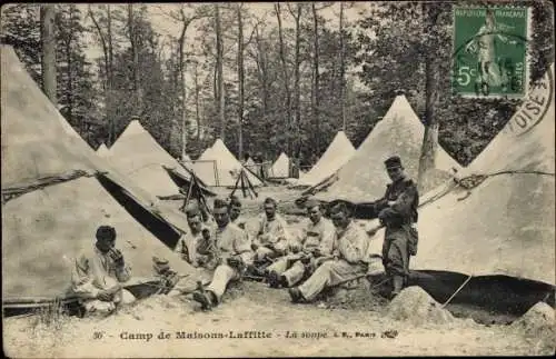 Ak Camp de Maisons Laffitte Yvelines, La Soupe, französische Soldaten