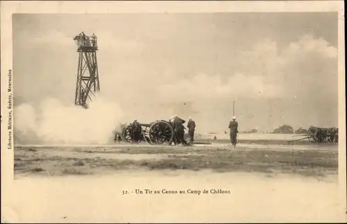 Ak Chalons sur Marne, Camp de Chalons, un Tir au Canon