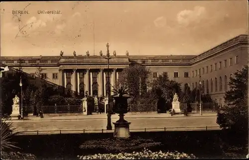 Ak Berlin Mitte, Universität, Außenansicht