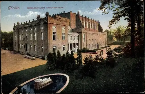 Ak Görlitz in der Lausitz, Stadthalle mit Kunstbrunnen