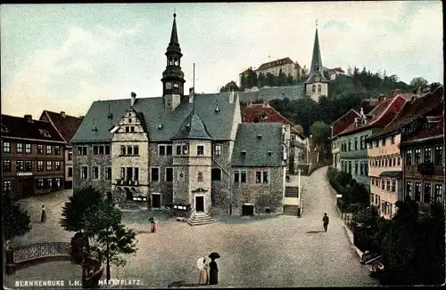 Ak Blankenburg am Harz, Blick auf den Marktplatz; Rathaus, Kirche