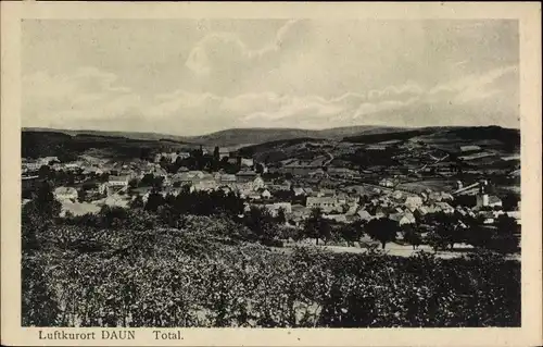 Ak Daun in der Eifel, Totalansicht, Ortsansicht