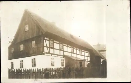 Foto Ak Wachau in Sachsen, Haus Hermann Stein, Teichstraße