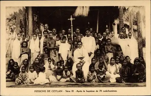 Ak Missions de Ceylan, Aprés le bapteme de 70 catechumes, Missionsschüler nach der Taufe