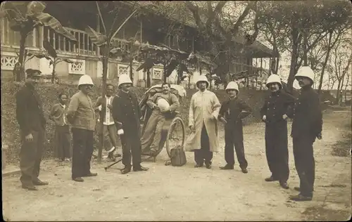 Foto Ak Französische Kolonialtruppen in Indochina, Vietnam, Rikscha