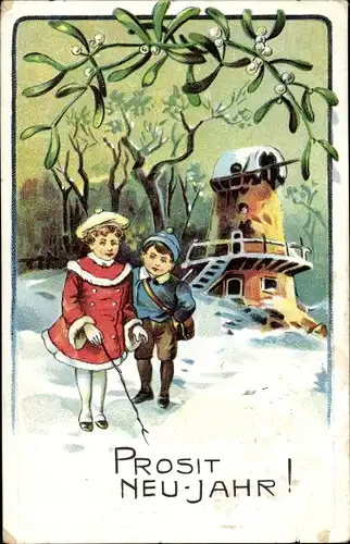 Präge Ak Glückwunsch Neujahr, Verschneite Mühle, Kinder im Schnee