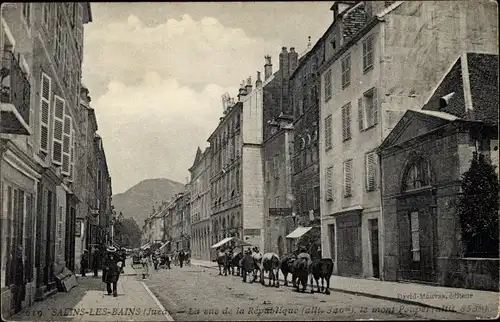 Ak Salins les Bains Jura, Rue de la Republique