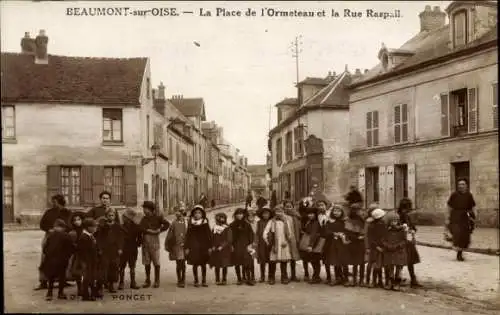 Ak Beaumont sur Oise Val d’Oise, La Place de l'Ormeteau et la Rue Raspail