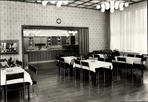 Ak Schwarzburg in Thüringen, Erholungsheim "Karl Marx", Gaststätte, Innenraum