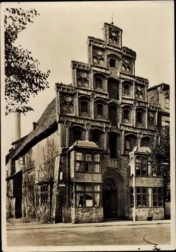 Ak Lüneburg in Niedersachsen, Lünertorstraße, Giebelhaus des 16. Jahrhundert