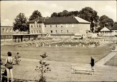 Ak Leisnig in Sachsen, Stadtbad, Badende