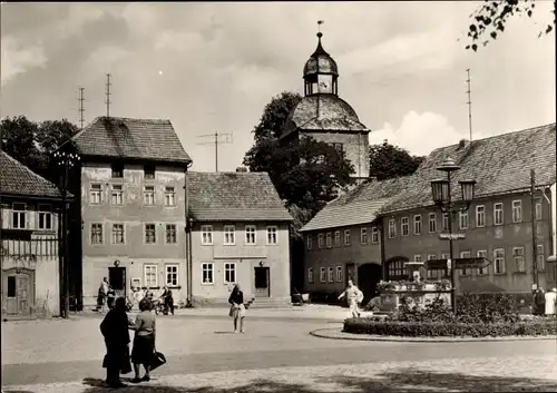 Ak Remda Rudolstadt in Thüringen, Friedrich Engels Platz, Straßenszene