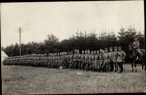 Foto Ak Deutsche Soldaten in Uniformen, Heerführer, Appell