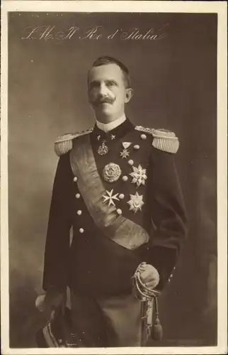 Ak König Viktor Emanuel III von Italien, Portrait, Uniform, Orden