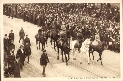 Ak Bruxelles Brüssel, Entry of the Royal Family, horses