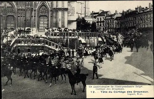 Ak Bruxelles Brüssel, Anniversaire de l'Independance Belge, Cortège des Drapeaux