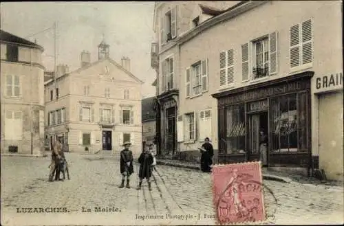 Ak Luzarches Val d’Oise, La Mairie