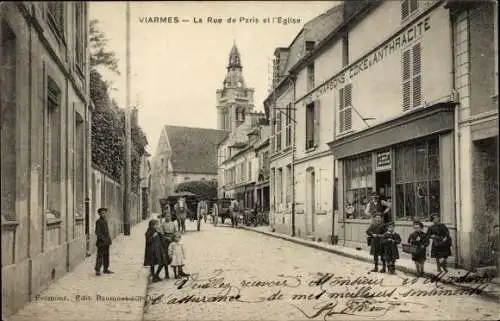 Ak Viarmes Val-d´Oise, La Rue de Paris et l'Eglise