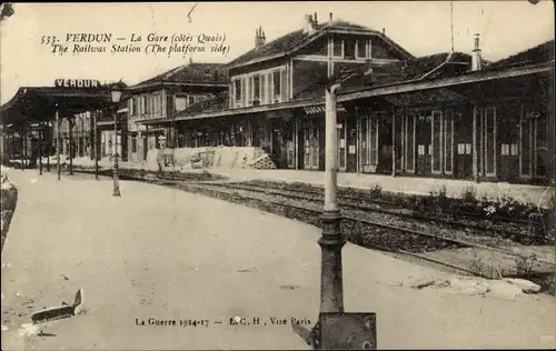 Ak Verdun Meuse, la Gare, Bahnhof