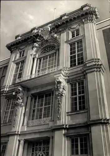 Ak Berlin Mitte, Historisches Portal am Staatsratsgebäude