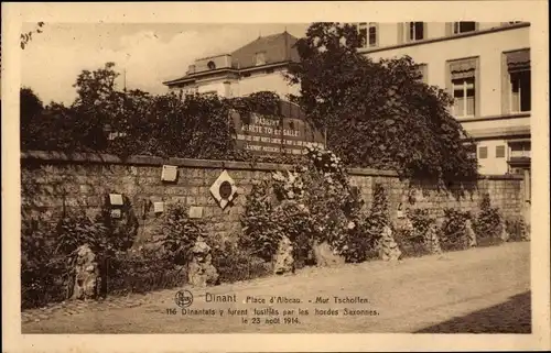 Ak Dinant Wallonien Namur, Place d'Albeau, Mur Tscholfen, Gedenkstätte