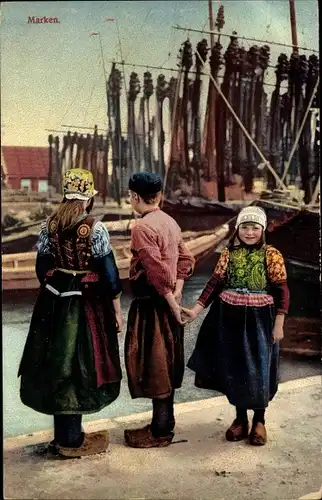 Ak Marken Nordholland, Kinder in niederländischen Volkstrachten, Photochromie