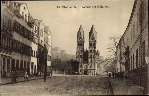 Ak Koblenz am Rhein, Coblence, Cercle des Officiers, Straßenpartie