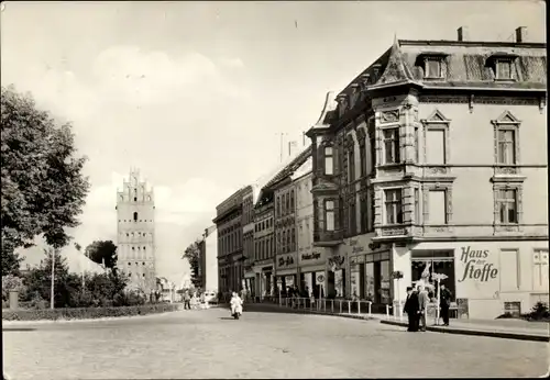Ak Anklam in Mecklenburg Vorpommern, Steinstraße, Geschäft Haus der Stoffe, Steintor