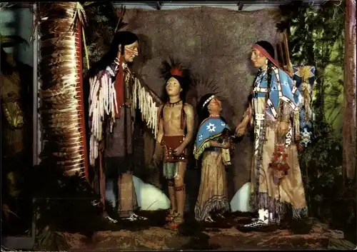 Ak Radebeul in Sachsen, Indianer Museum, Karl May Stiftung, Prärie Indianer um 1890