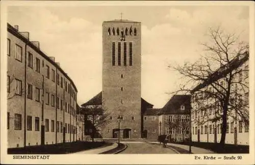 Ak Berlin Spandau Siemensstadt, Evangelische Kirche, Straße 90