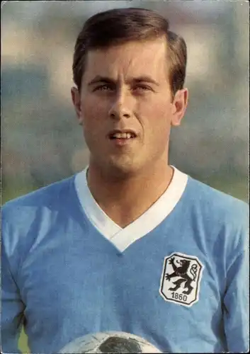 Ak Fußballspieler Alfred Heiß, Portrait, 1860 München, Aral Sammelbild