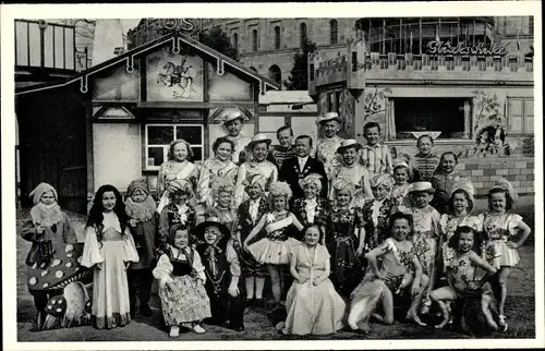 Ak C.H. Schäfers Zirkus Stadt Liliput, Kostüme, Gruppenfoto, Liliputaner, Kostüme