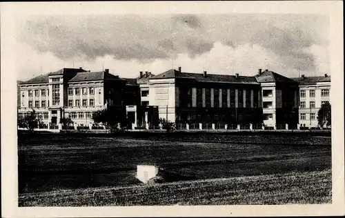 Ak Domažlice Taus Reg. Pilsen, Teilansicht der Stadt, Gebäude