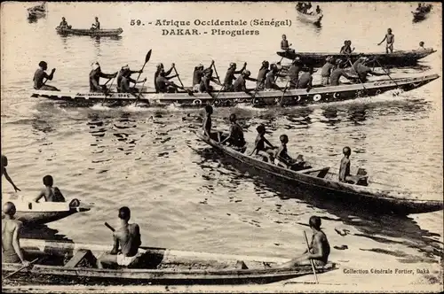 Ak Dakar Senegal, Piroguiers, Boote