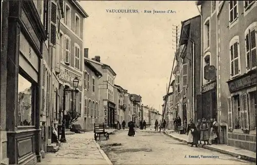 Ak Vaucouleurs Meuse, Rue Jeanne d'Arc