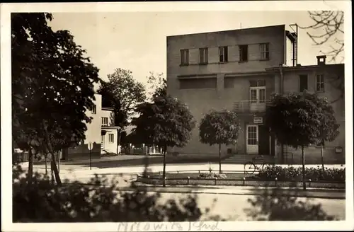 Ak Milovice nad Labem Milowitz Mittelböhmen, Truppenübungsplatz, Gebäude