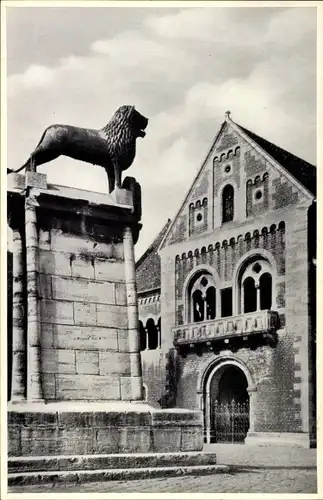 Ak Braunschweig in Niedersachsen, Löwe vor der Burg Dankwarderode