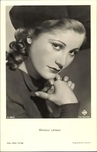 Ak Schauspielerin Gisela Uhlen, Portrait mit Hut