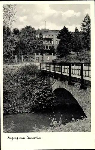 Ak Weilmünster im Taunus Hessen, Kindersanatorium, Eingang, Brücke