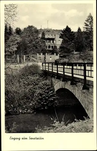 Ak Weilmünster im Taunus Hessen, Kindersanatorium, Eingang, Brücke