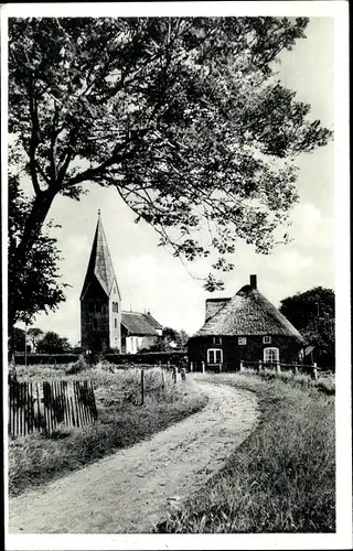 Ak Nebel auf der Insel Amrum Nordfriesland, Kirche, Reetdachhaus