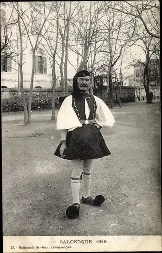 Ak Saloniki Thessaloniki Griechenland, Grieche in Volkstracht