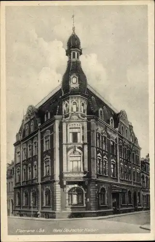 Ak Meerane in Sachsen, Straßenpartie mit Eckansicht vom Hotel Deutscher Kaiser