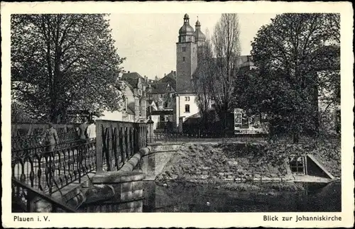 Ak Plauen im Vogtland, Blick zur Johanniskirche, Brücke, Fluss
