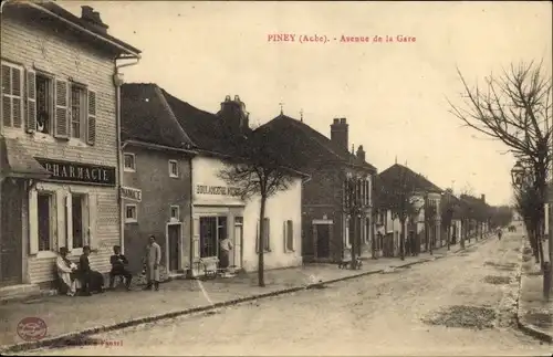 Ak Piney Aube, Avenue de la Gare, Pharmacie